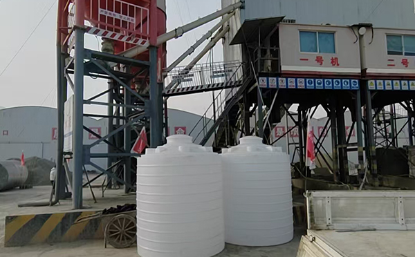 肃州立式运输桶交付案例｜全新PE材质 · 多行业适配 · 批量稳定供应