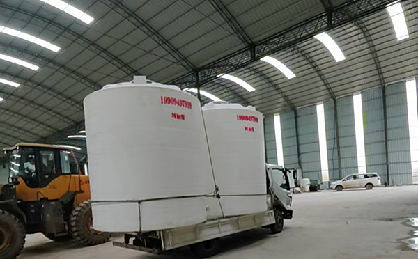 特加厚肃州塑料大桶装车运输交付实录